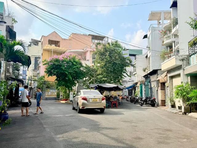 Nhà bán tại Khuôn viên UBND Thành phố Hồ Chí Minh, Thành phố Hồ Chí Minh