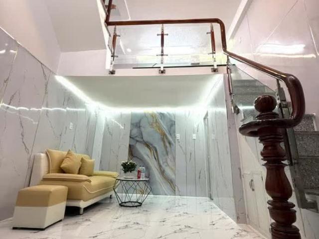 Nhà bán tại Khuôn viên UBND Thành phố Hồ Chí Minh, Thành phố Hồ Chí Minh