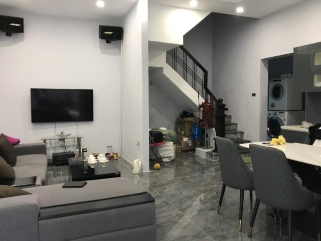 Nhà mặt phố bán tại Hoàn Kiếm, Hà Nội