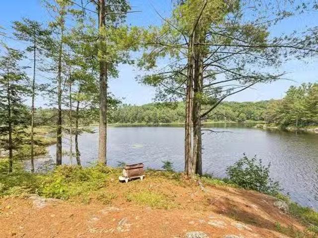 House for sale in Les Collines-de-l'outaouais, Quebec