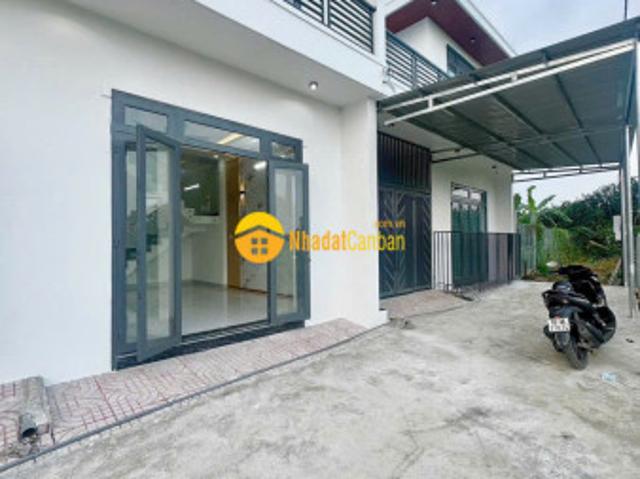 Nhà mặt phố bán