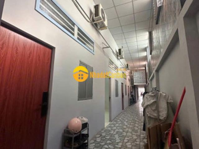 Nhà mặt phố bán
