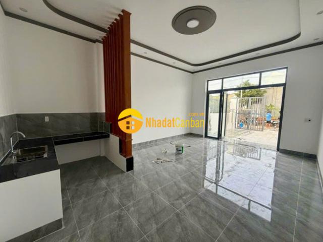 Nhà mặt phố bán