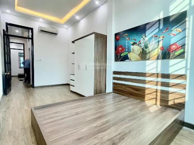 Nhà mặt phố bán tại Hoàn Kiếm, Hà Nội