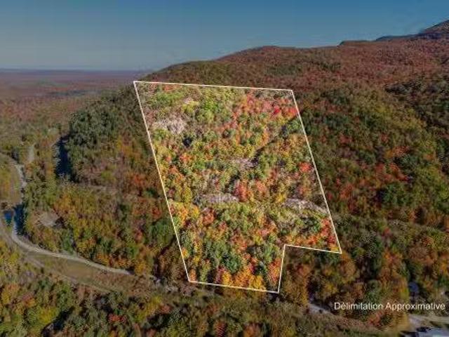House for sale in Memphrémagog, Quebec