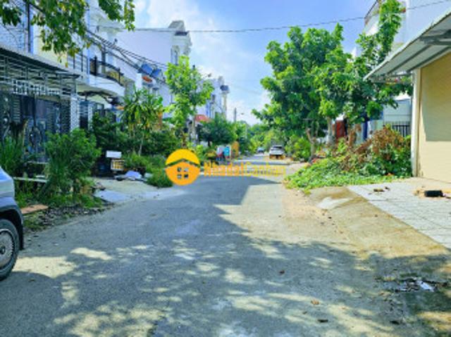 Mặt bằng bán