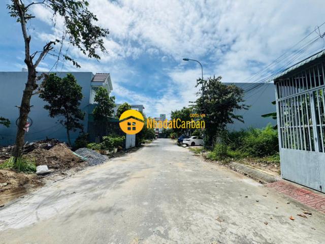 Mặt bằng bán