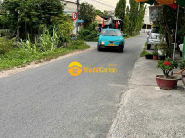 Nhà mặt phố bán