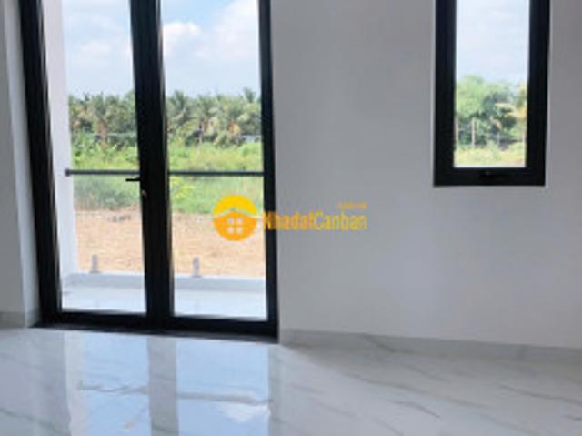 Nhà mặt phố bán