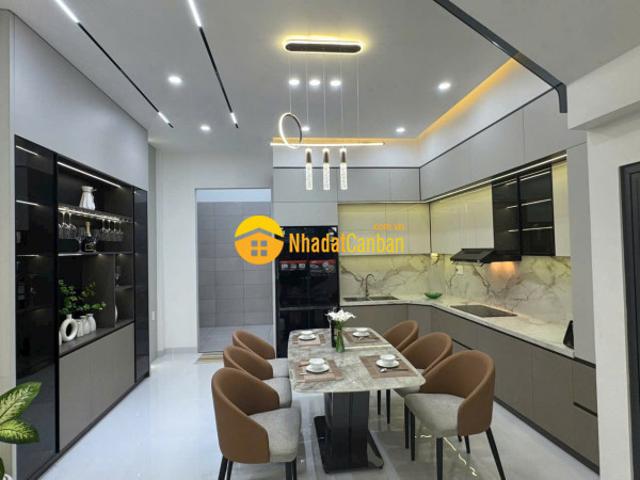Nhà mặt phố bán