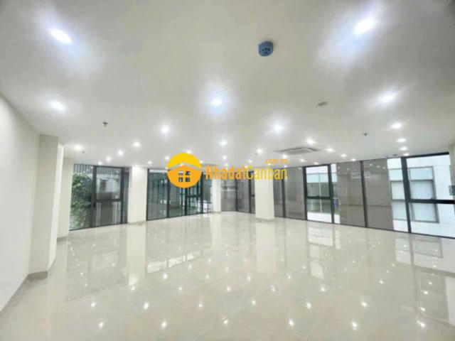 Nhà mặt phố bán