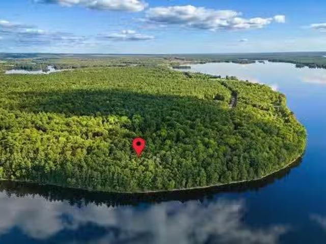 House for sale in L'île-du-grand-calumet, Quebec