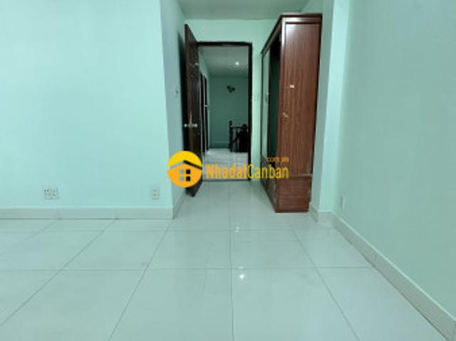 Nhà mặt phố bán