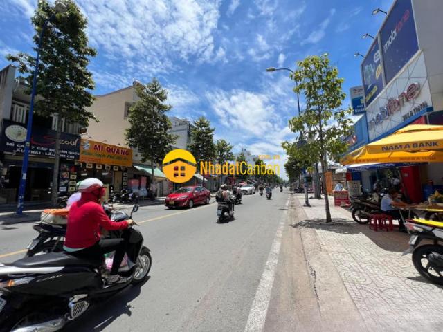 Nhà mặt phố bán