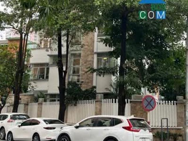 Nhà mặt phố cho thuê tại Hoàn Kiếm, Hà Nội