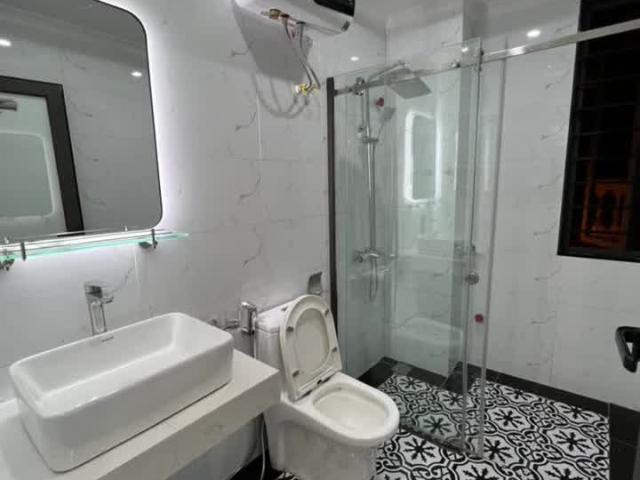 Nhà mặt phố bán tại Hoàn Kiếm, Hà Nội