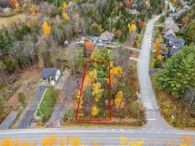 House for sale in Memphrémagog, Quebec