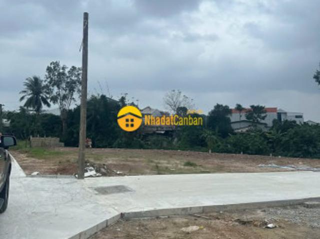 Mặt bằng bán