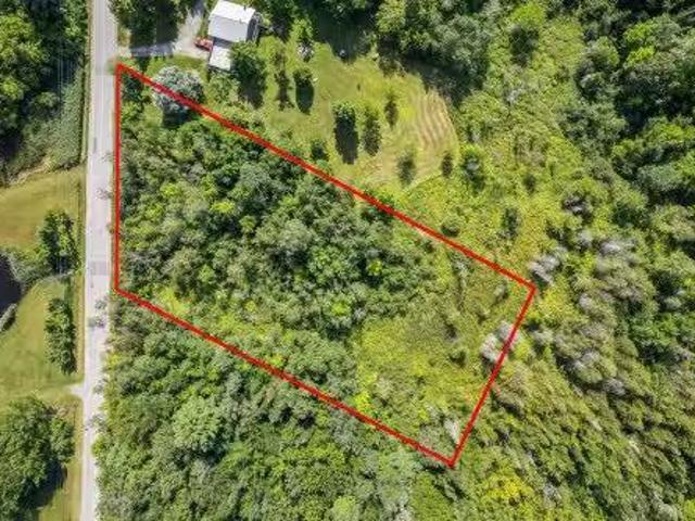 House for sale in Memphrémagog, Quebec