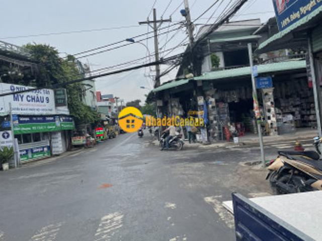 Mặt bằng bán