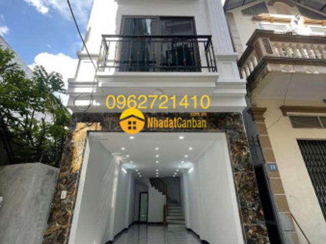 Nhà mặt phố bán