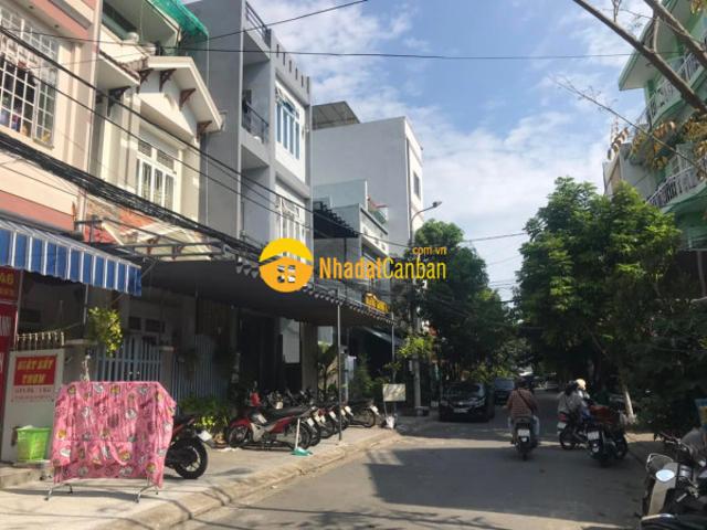 Nhà mặt phố bán