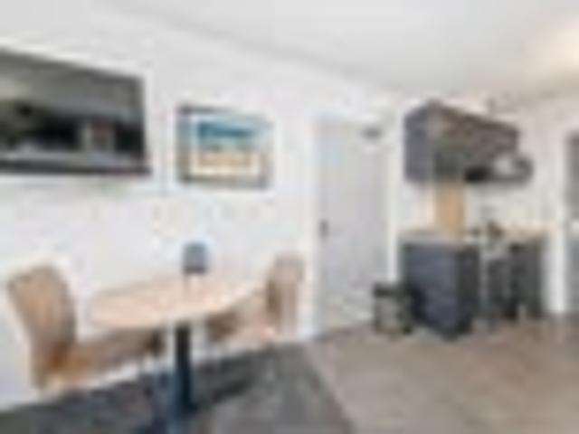 Apartment for sale in Paremoremo
