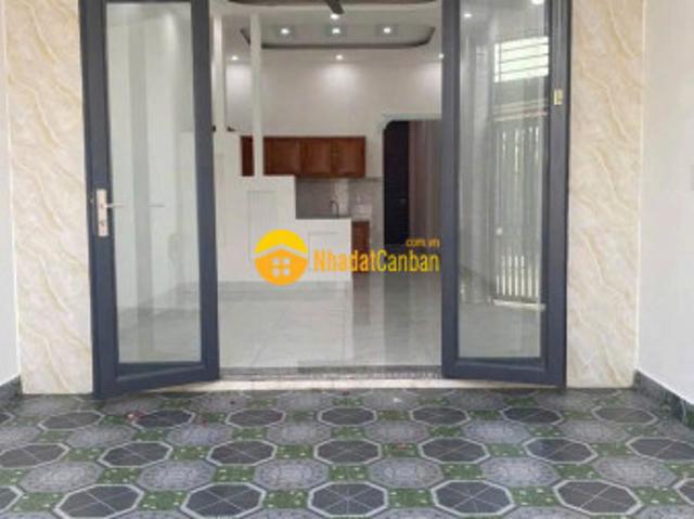 Nhà mặt phố bán