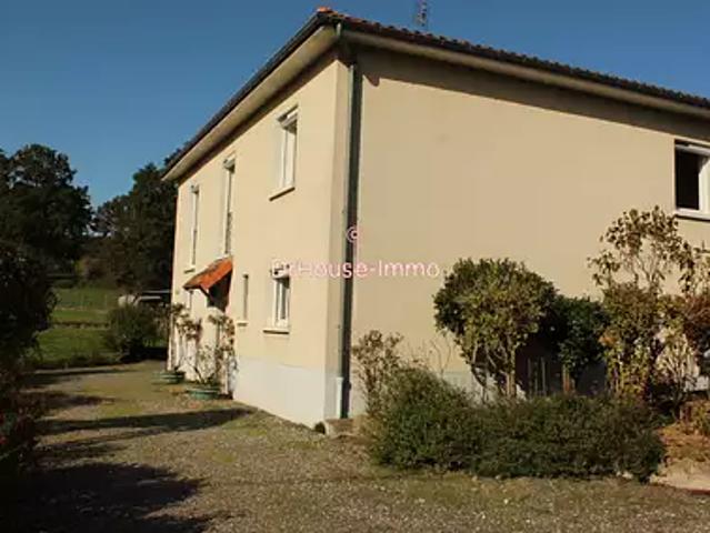 Maison vente à Chabanais, Charente