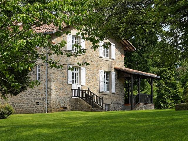 Château vente à Confolens, Chabanais