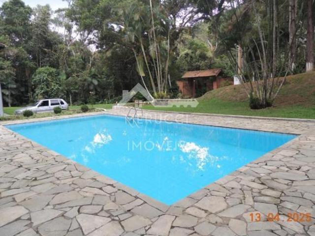 Casa venda em Juquitiba, Centro