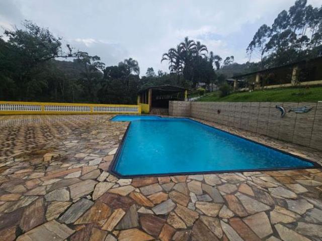Sítio e chácara venda em Juquitiba, São Paulo