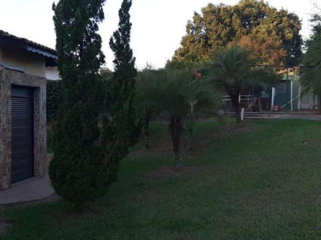 Sítio e chácara venda em Holambra