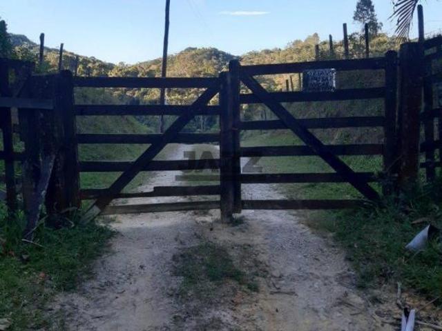 Casa venda em Região Imediata de São José dos Campos, Região Metropolitana do Vale do Paraíba e Litoral Norte