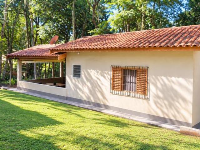Casa venda em Joanópolis