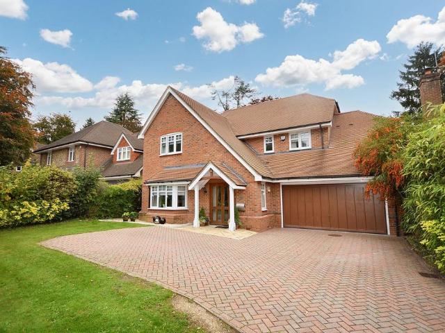 House for rent in Beaconsfield and Chepping Wye Community Board, Knotty Green