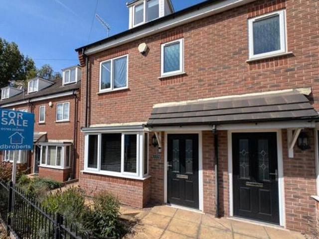 House for sale in Broomhill, Chadsmoor