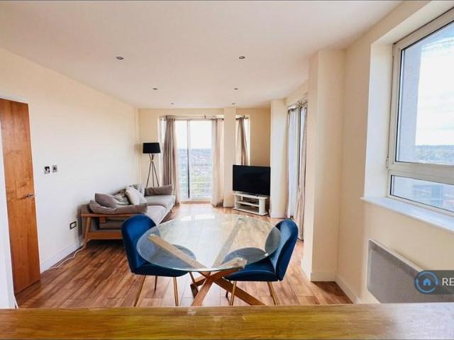 Apartment for rent in London Borough of Barking and Dagenham, Greater London