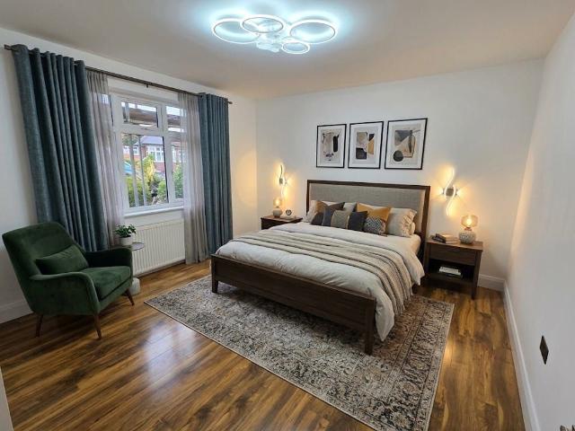 House for rent in London Borough of Barking and Dagenham, Greater London