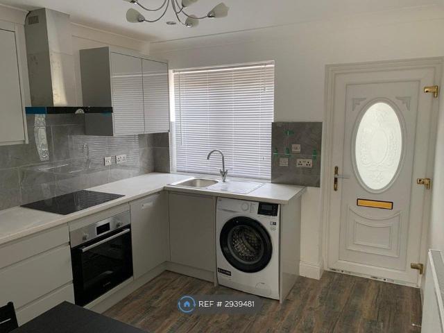 Studio for rent in Marks Gate, Greater London