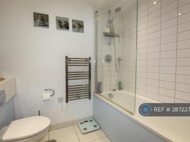 Apartment for rent in Hornsey, Greater London