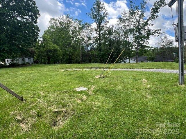 Land for sale in Hendersonville
