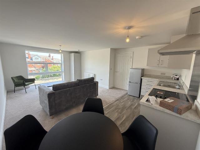 Apartment for rent in Belle Isle, West Yorkshire