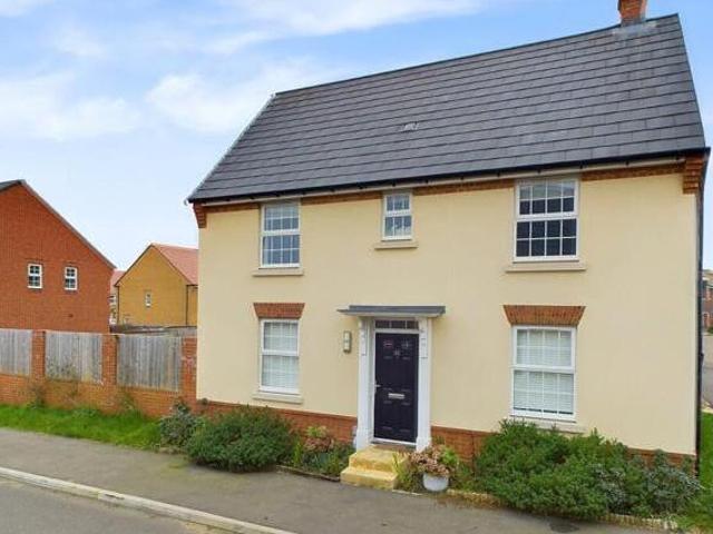 House for sale in Leighton Buzzard, Bedfordshire