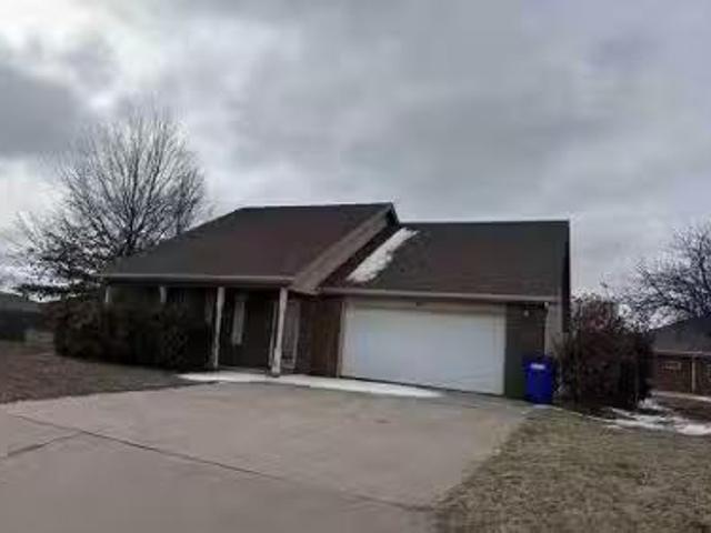 House for sale in Junction City