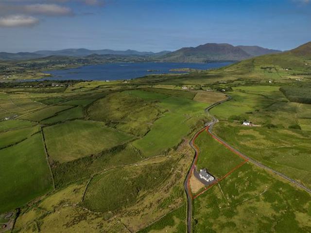 Detached House for sale in Ballinskelligs, South Tipperary