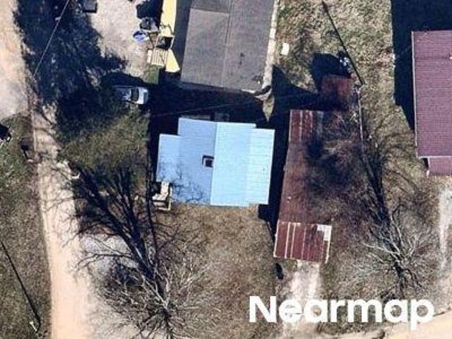 House for sale in Chapmanville, West Virginia