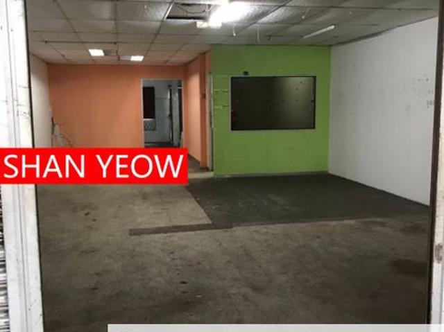 Shop for rent in Taman Emas, Seberang Perai