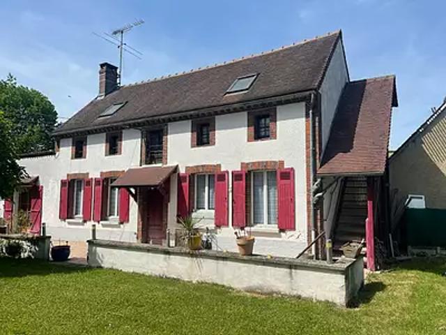 Maison vente à Le Faubourg, Chailley