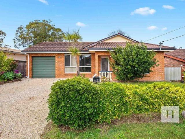 House for rent in Chain Valley Bay, New South Wales